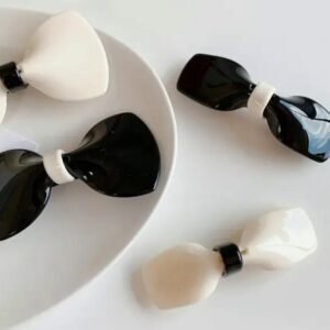 Κοκαλάκια σε σχήμα φιόγκου άσπρα & μαύρα